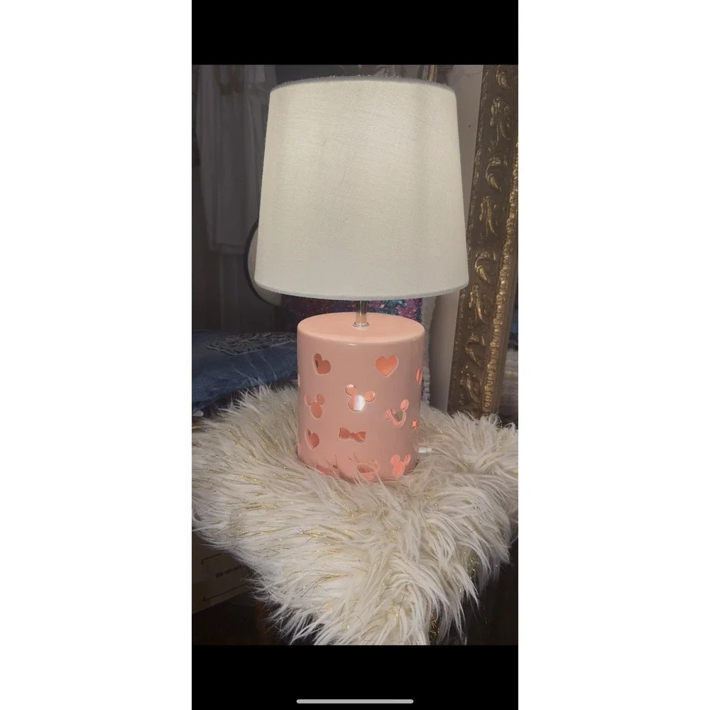 Disney Minnie Mouse Light Coral Ceramic Lamp Table Decor NWT